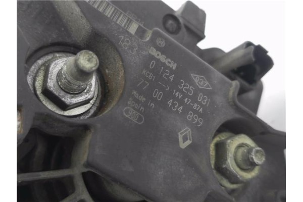 Recambio de alternador para renault clio ii (xbo) 1.4 75cv referencia OEM IAM 7700434899 124325031 