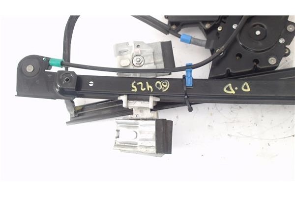 Recambio de mecanismo elevalunas delantero derecho para renault clio iii 1.5 dci (c/br1g) referencia OEM IAM 1H0959802  