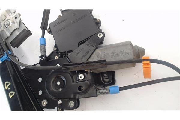 Recambio de mecanismo elevalunas delantero derecho para renault clio iii 1.5 dci (c/br1g) referencia OEM IAM 1H0959802  