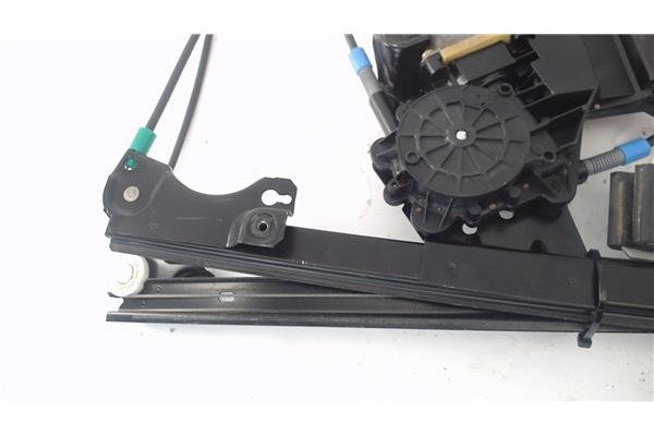 Recambio de mecanismo elevalunas delantero derecho para renault clio iii 1.5 dci (c/br1g) referencia OEM IAM 1H0959802  