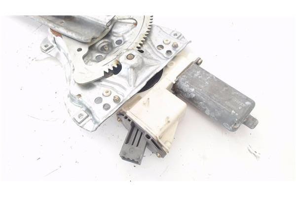 Recambio de mecanismo elevalunas delantero derecho para toyota avensis berlina (t25) 1.8 sol berlina (5-ptas) referencia OEM IAM