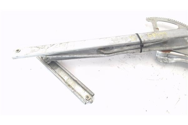 Recambio de mecanismo elevalunas delantero derecho para toyota avensis berlina (t25) 1.8 sol berlina (5-ptas) referencia OEM IAM