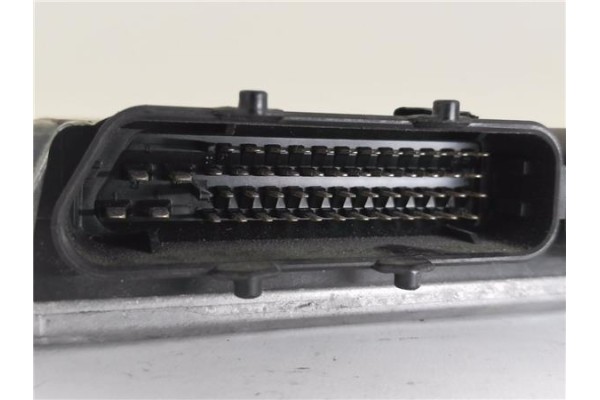 Recambio de centralita para seat ibiza (6k1) 1.9 tdi referencia OEM IAM 038906018EC 281001914 