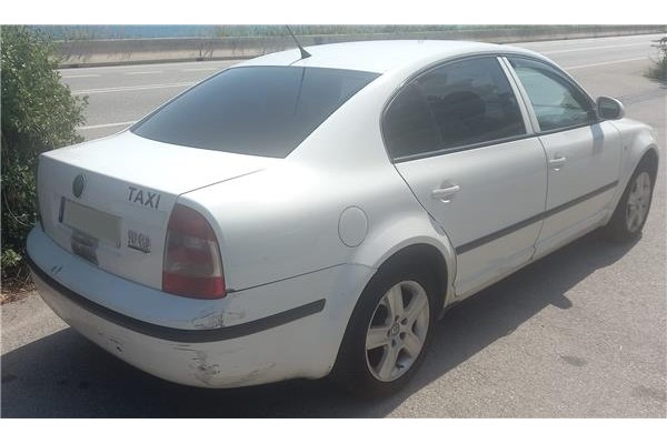 skoda superb (3u4) del año 2008