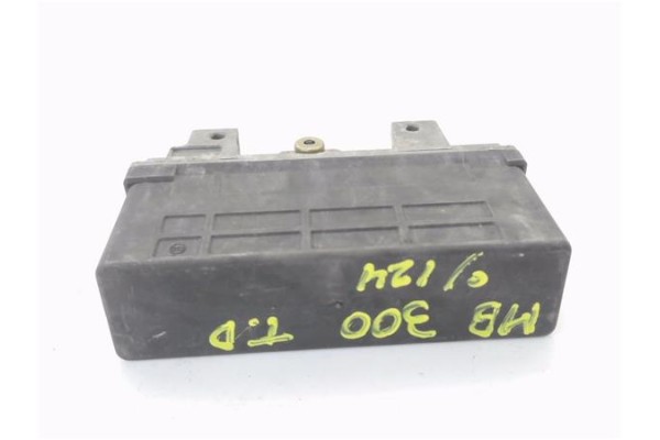 Recambio de centralita para mercedes-benz clase e (bm 124) berlina 3.0 300 d / e 300 d turbo (124.133) referencia OEM IAM 646153