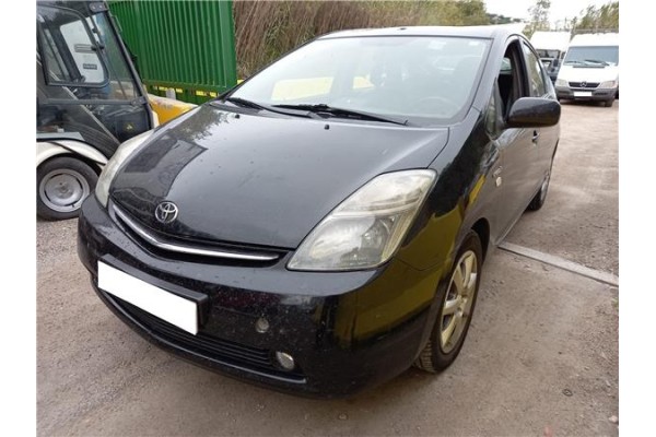 TOYOTA PRIUS (NHW20)