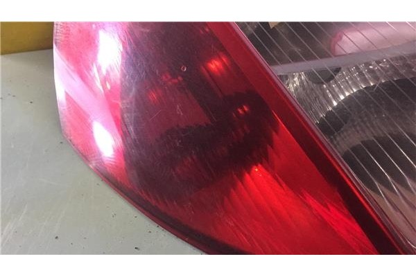 Recambio de piloto trasero izquierdo para renault megane ii (bm0/1_, cm0/1_) 1.5 dci referencia OEM IAM 8200073236  6K5953049C ,