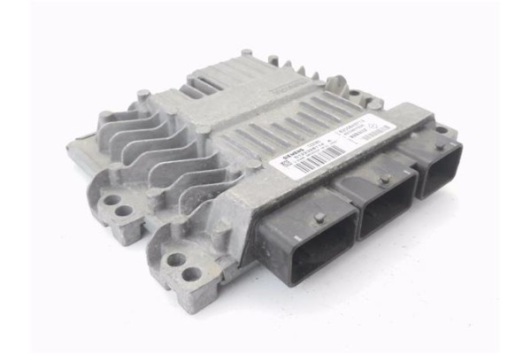 Recambio de centralita para renault megane ii (bm0/1_, cm0/1_) 1.4 16v referencia OEM IAM 8200843713 S122326114A 