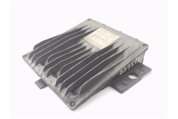 Recambio de centralita para renault clio ii (xbo) 1.5d dci 65cv referencia OEM IAM 8200331477 R0410B027C 