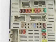 Recambio de caja fusibles/rele para renault kangoo ii (f/kw0) 1.5 dci (kw0c, kw0f) referencia OEM IAM 8200451902 USMX61 