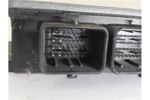 Recambio de centralita para renault clio iii 1.5 dci (br17, cr17) referencia OEM IAM 8200399038 R0410B034A 