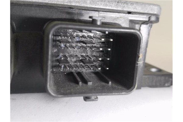 Recambio de centralita para renault clio iii 1.5 dci (br17, cr17) referencia OEM IAM 8200399038 R0410B034A 