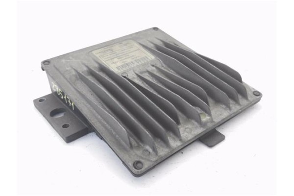Recambio de centralita para renault clio ii (xbo) 1.5d dci 80cv referencia OEM IAM 8200212348 R0410C039A 