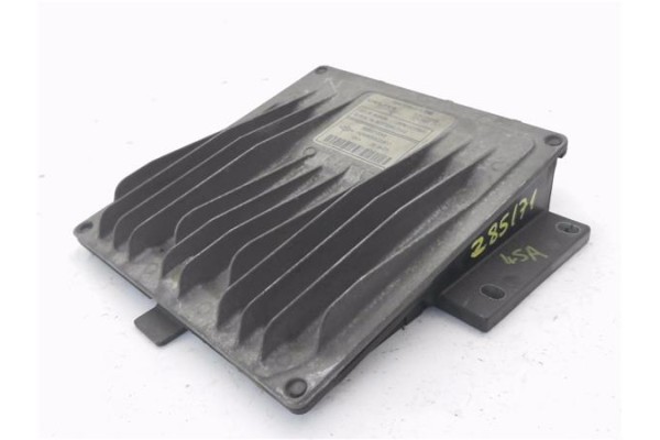 Recambio de centralita para renault clio ii (xbo) 1.5d dci 80cv referencia OEM IAM 8200212348 R0410C039A 
