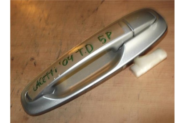 Recambio de maneta exterior trasero derecha para daewoo lacetti 1.6 cdx referencia OEM IAM 96547982  