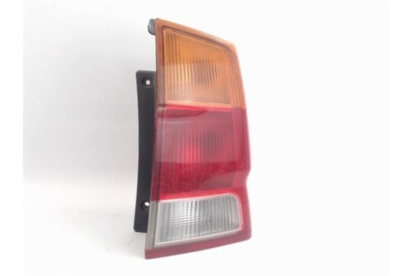 Recambio de piloto trasero derecho para mitsubishi montero (v20/v40) referencia OEM IAM MB831086  