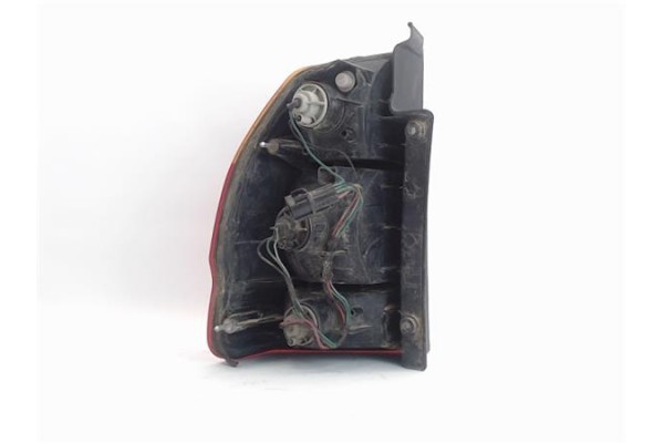 Recambio de piloto trasero derecho para mitsubishi montero (v20/v40) referencia OEM IAM MB831086  