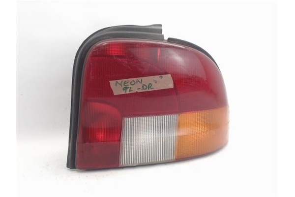 Recambio de piloto trasero derecho para chrysler neon pl referencia OEM IAM 5261862  