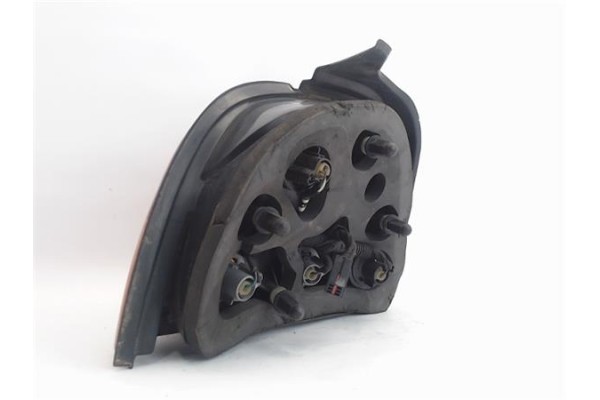 Recambio de piloto trasero derecho para chrysler neon pl referencia OEM IAM 5261862  