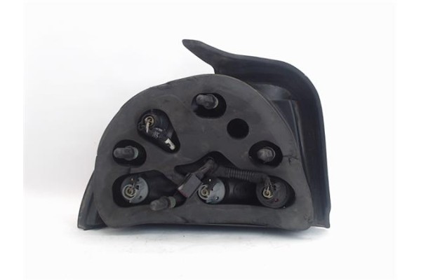 Recambio de piloto trasero derecho para chrysler neon pl referencia OEM IAM 5261862  