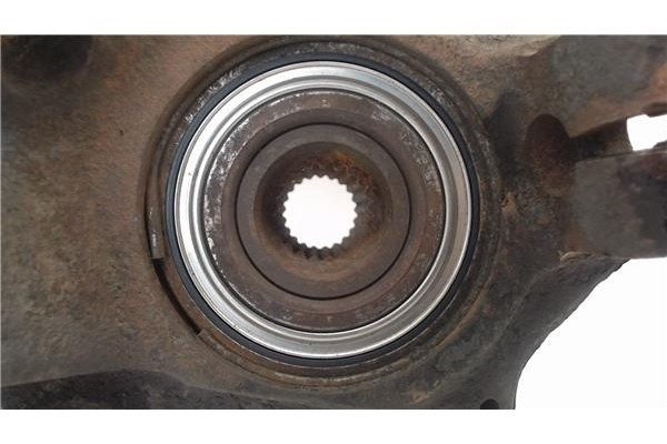 Recambio de mangueta delantero derecha para renault kangoo i (f/kc0) referencia OEM IAM 8200150223  