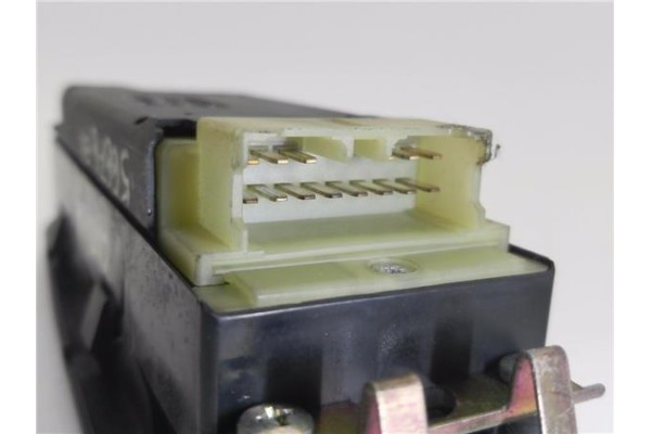 Recambio de mando elevalunas delantero izquierdo para toyota carina (t19) 2.0 td (ct190) referencia OEM IAM 8482005021  
