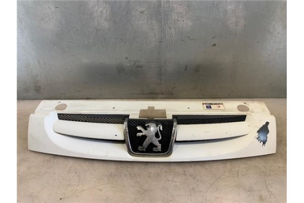 Recambio de rejilla paragolpes delantero para peugeot partner furgón (5) 1.9 d referencia OEM IAM   