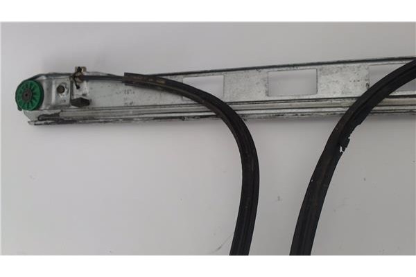 Recambio de mecanismo elevalunas delantero izquierdo para renault master iii combi 2.3 l1h1 3,0t referencia OEM IAM 12800103  