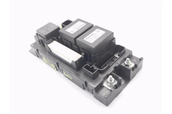 Recambio de caja fusibles/rele para toyota prius (zvw30) 1.8 advance referencia OEM IAM 71405539  