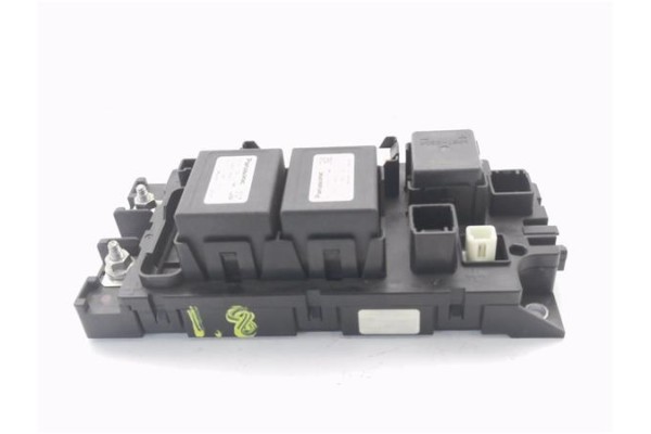 Recambio de caja fusibles/rele para toyota prius (zvw30) 1.8 advance referencia OEM IAM 71405539  
