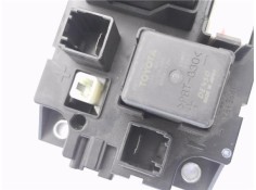 Recambio de caja fusibles/rele para toyota prius (zvw30) 1.8 advance referencia OEM IAM 71405539  
