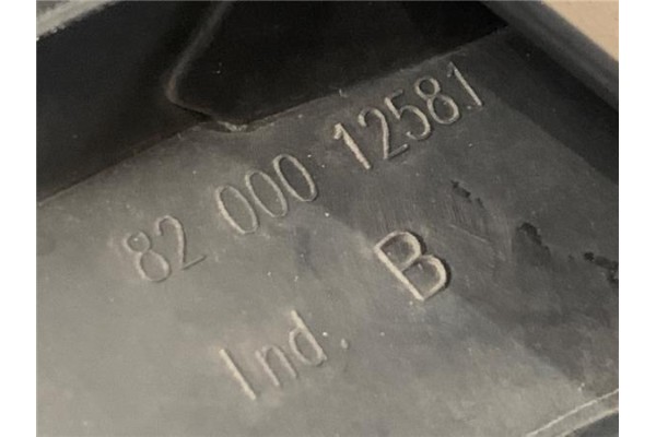 Recambio de rejilla paragolpes delantero para renault laguna ii (xgo) 1.9d dci (120) referencia OEM IAM 8200012581  