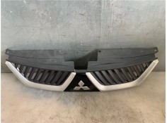 Recambio de rejilla capo para mitsubishi outlander (cw0) 2.0 di-d intense referencia OEM IAM 7450A037ZZ  
