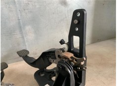 Recambio de juego pedales completo para opel astra j 1.7 cdti referencia OEM IAM 560013 13252175 