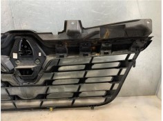 Recambio de rejilla paragolpes delantero para renault master iii combi 2.3 l1h1 3,0t referencia OEM IAM 623102803R  