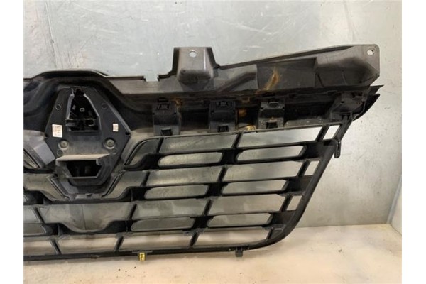 Recambio de rejilla paragolpes delantero para renault master iii combi 2.3 l1h1 3,0t referencia OEM IAM 623102803R  