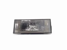 Recambio de piloto matricula trasero derecho para renault laguna iii berlina 2.0 dci (bt01, bt0e, bt0k) referencia OEM IAM 82004