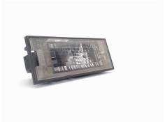 Recambio de piloto matricula trasero derecho para renault laguna iii berlina 2.0 dci (bt01, bt0e, bt0k) referencia OEM IAM 82004