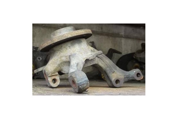 Recambio de mangueta delantero izquierda para volkswagen passat berlina (3b2) 1.9 tdi referencia OEM IAM   