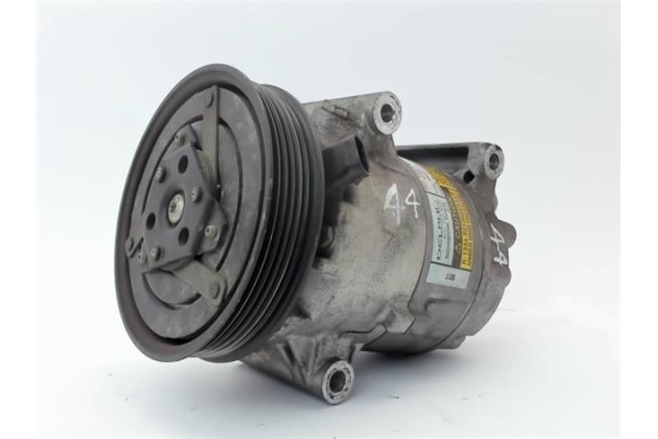 Recambio de compresor aire acond. para renault megane ii berlina 5p 1.6 extreme referencia OEM IAM 8200316164  7711135105 , RENA