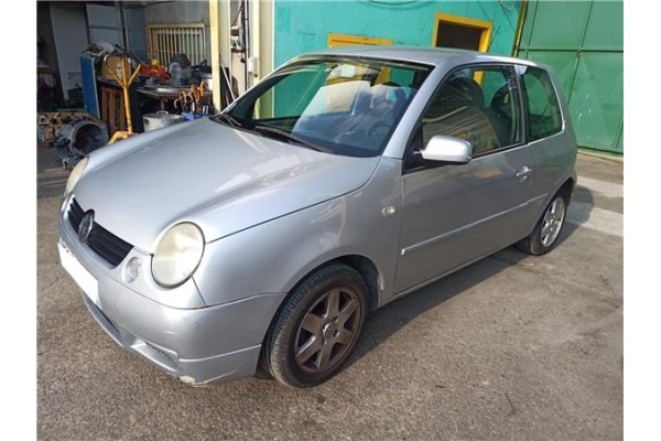 volkswagen lupo (6x1/6e1) del año 2003