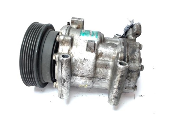 Recambio de compresor aire acond. para renault kangoo ii (f/kw0) 1.5 dynamique referencia OEM IAM 8200315744 CGB51-0079 77002738