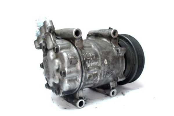 Recambio de compresor aire acond. para renault kangoo ii (f/kw0) 1.5 dynamique referencia OEM IAM 8200315744 CGB51-0079 