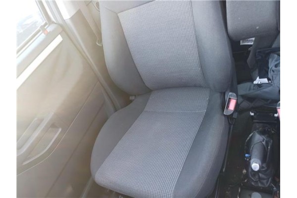 Recambio de asiento delantero derecho para opel meriva 1.7 cdti referencia OEM IAM   