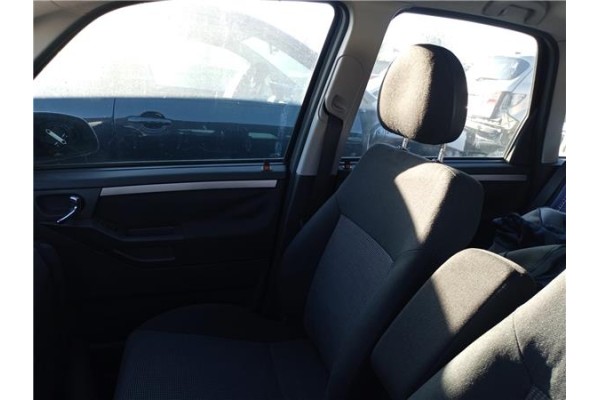 Recambio de asiento delantero derecho para opel meriva 1.7 cdti referencia OEM IAM   