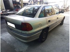 opel astra f berlina del año 1997