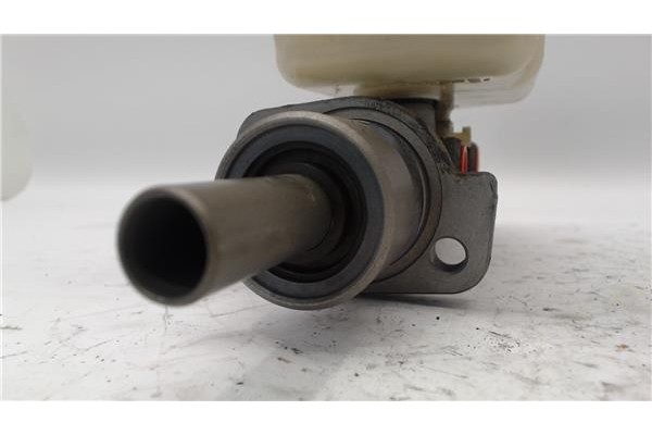 Recambio de bomba freno para volkswagen polo iv (9n1) 1.4 16v referencia OEM IAM X5617 20FTE7  Recambio de bomba freno para volkswagen polo iv (9n1) 1.4 16v referencia OEM IAM X5617 20FTE7