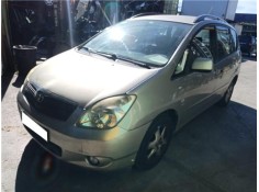 toyota corolla verso (e12) del año 2003