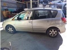 toyota corolla verso (e12) del año 2003