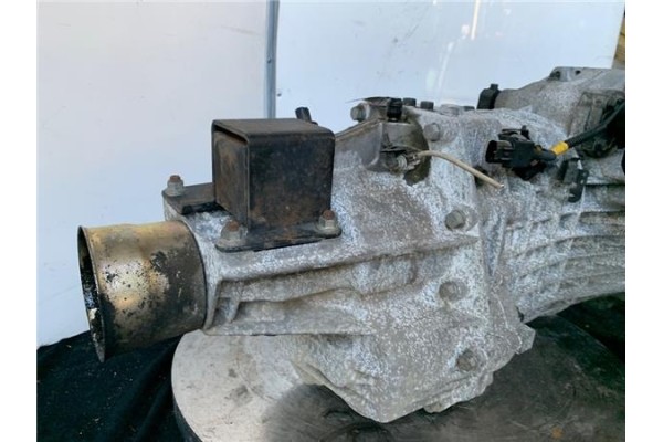 Recambio de caja cambios manual para hyundai h-1 furgón 2.5 crdi referencia OEM IAM 6366278  